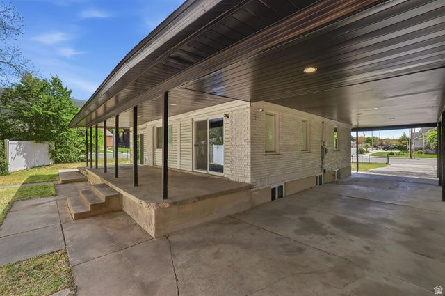 526 W WINCHESTER ST, Murray, UT 84123