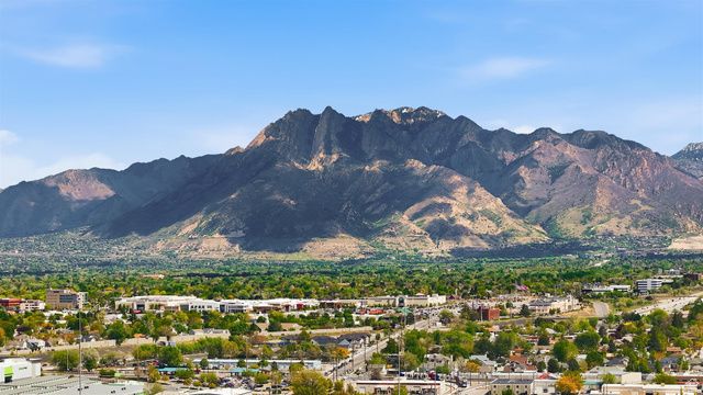 526 W WINCHESTER ST, Murray, UT 84123