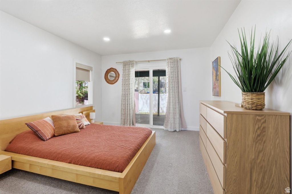 Image 14 of property listing at 526 W WINCHESTER ST, Murray, UT 84123