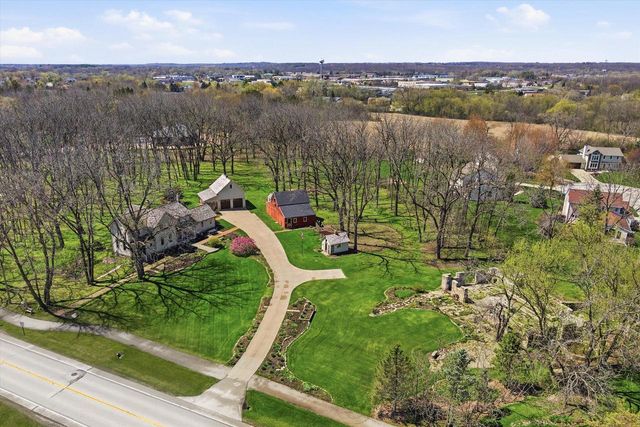 S84W17698 Woods ROAD, Muskego, WI 53150