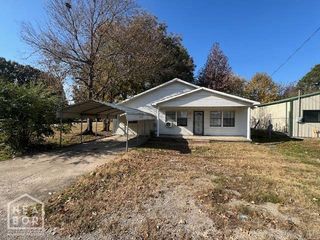 1110 S 2nd Avenue, Paragould, AR 72450