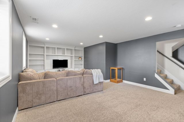 6890 Jersey Drive, New Albany, OH 43054