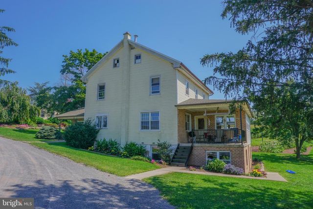 301 GARDEN SPOT RD, Lykens, PA 17048