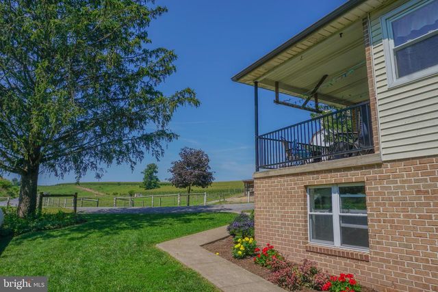 301 GARDEN SPOT RD, Lykens, PA 17048