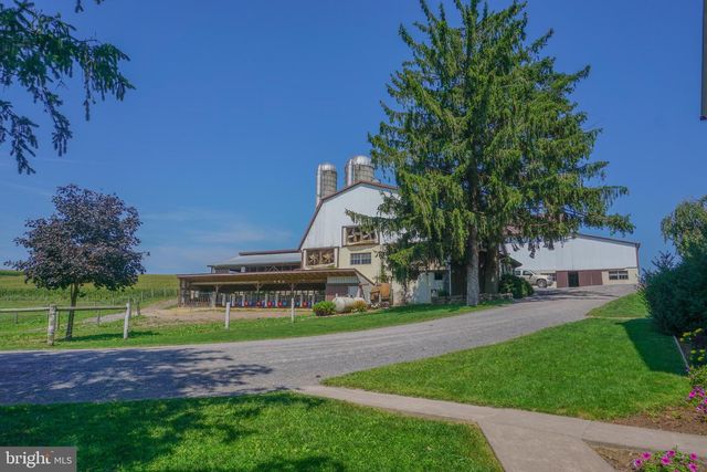 301 GARDEN SPOT RD, Lykens, PA 17048