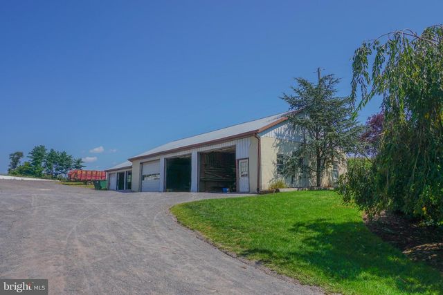 301 GARDEN SPOT RD, Lykens, PA 17048