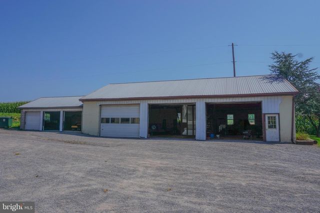 301 GARDEN SPOT RD, Lykens, PA 17048