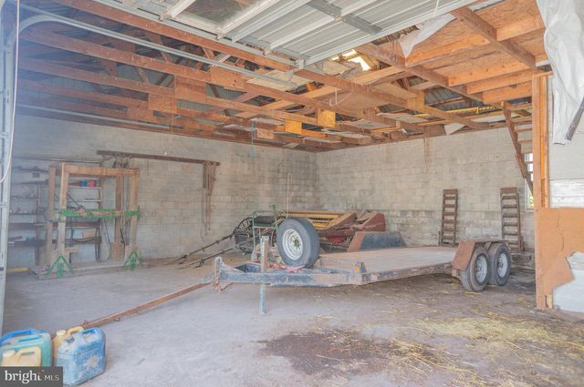 301 GARDEN SPOT RD, Lykens, PA 17048