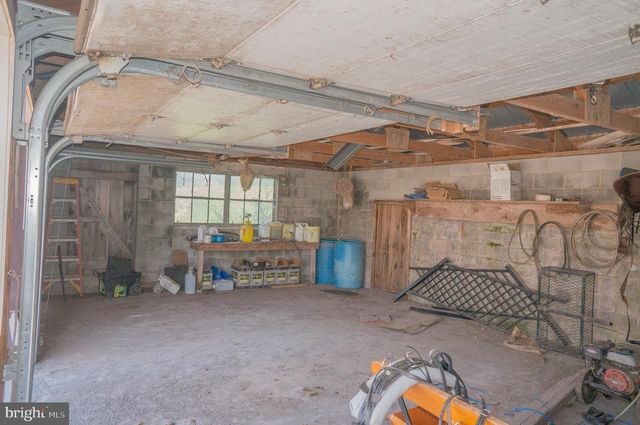 301 GARDEN SPOT RD, Lykens, PA 17048