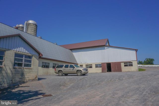 301 GARDEN SPOT RD, Lykens, PA 17048