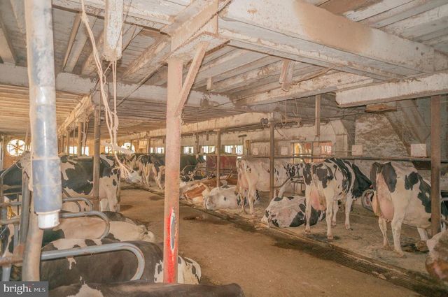 301 GARDEN SPOT RD, Lykens, PA 17048