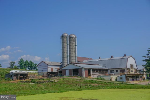 301 GARDEN SPOT RD, Lykens, PA 17048