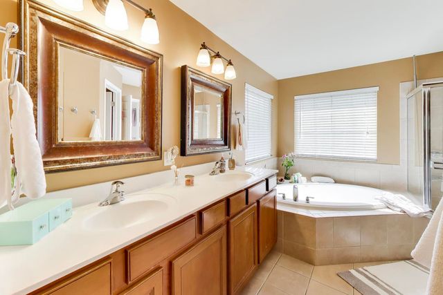 343 Copper Springs Lane, Elgin, IL 60124