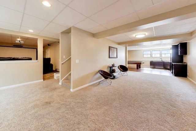 343 Copper Springs Lane, Elgin, IL 60124