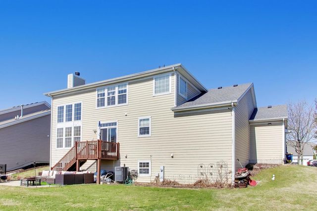 343 Copper Springs Lane, Elgin, IL 60124