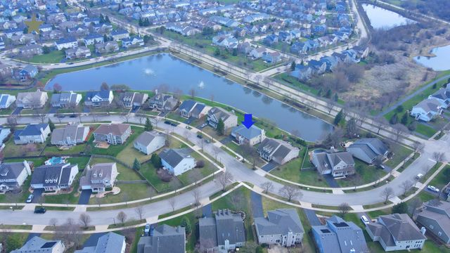 343 Copper Springs Lane, Elgin, IL 60124
