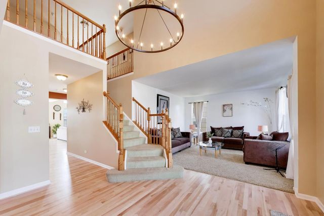 343 Copper Springs Lane, Elgin, IL 60124