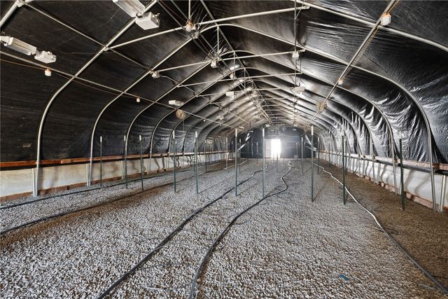 851 HWY 22, Pena Blanca, NM 87041