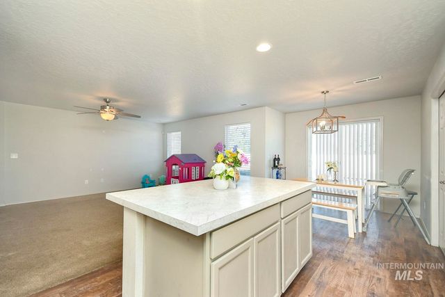 17713 N Onaway Ave, Nampa, ID 83687