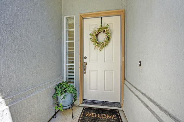 8759 Fobes Dr, Antelope, CA 95843
