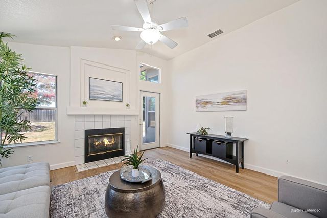 8759 Fobes Dr, Antelope, CA 95843