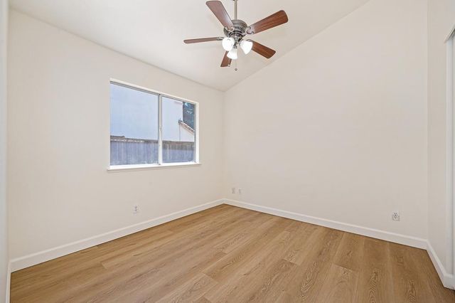 8759 Fobes Dr, Antelope, CA 95843