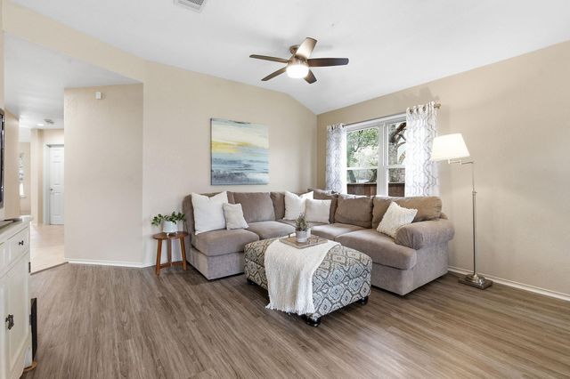 8013 Doe Meadow DR, Austin, TX 78749