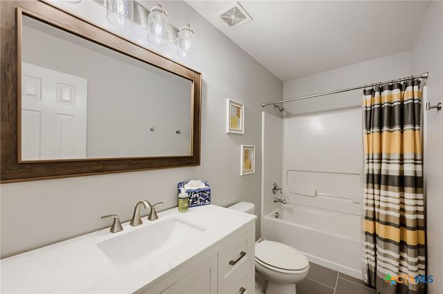 137 Pine Arbol, Buda, TX 78610