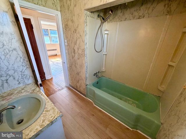 1341 CORRY AVE, Bensalem, PA 19020