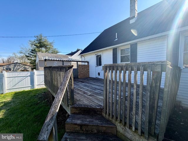 1341 CORRY AVE, Bensalem, PA 19020