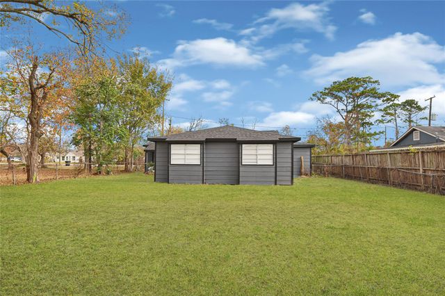 831 Becker Street, Channelview, TX 77530