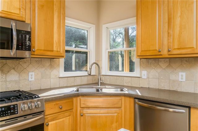 8670 Woodland View Drive, Gainesville, GA 30506