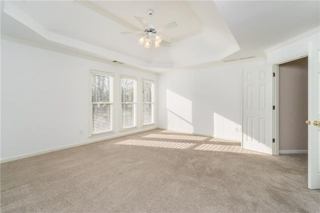 8670 Woodland View Drive, Gainesville, GA 30506