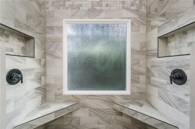 8670 Woodland View Drive, Gainesville, GA 30506