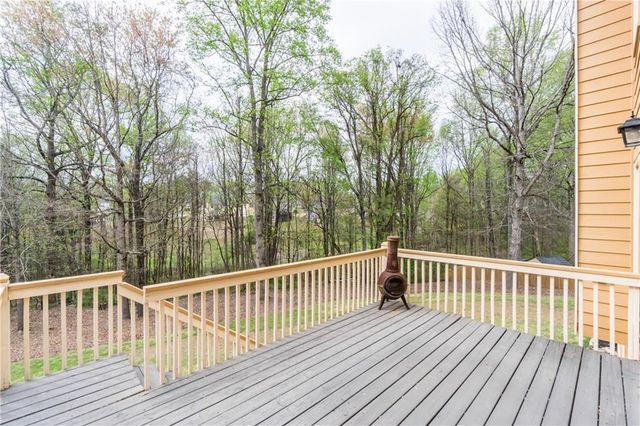 8670 Woodland View Drive, Gainesville, GA 30506