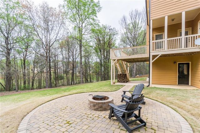 8670 Woodland View Drive, Gainesville, GA 30506
