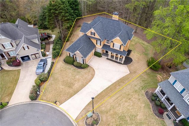 8670 Woodland View Drive, Gainesville, GA 30506