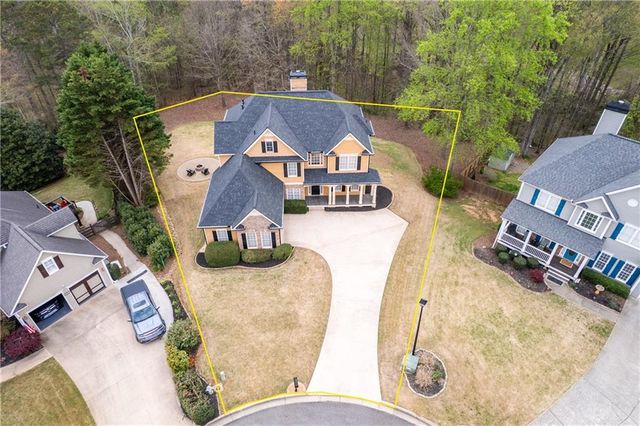 8670 Woodland View Drive, Gainesville, GA 30506