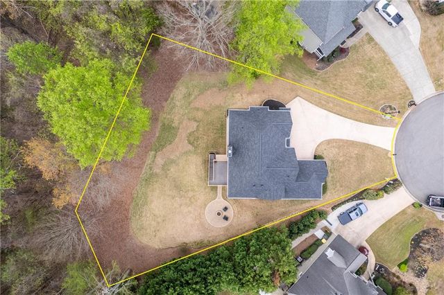 8670 Woodland View Drive, Gainesville, GA 30506