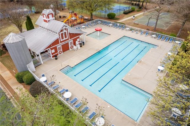 8670 Woodland View Drive, Gainesville, GA 30506