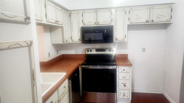 2328 Kennington Drive B, Arlington, TX 76012