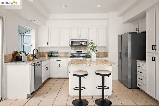 1299 159th Avenue, San Lorenzo, CA 94580