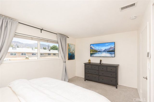 659 E Lee, Azusa, CA 91702