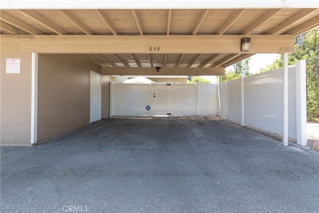 659 E Lee, Azusa, CA 91702