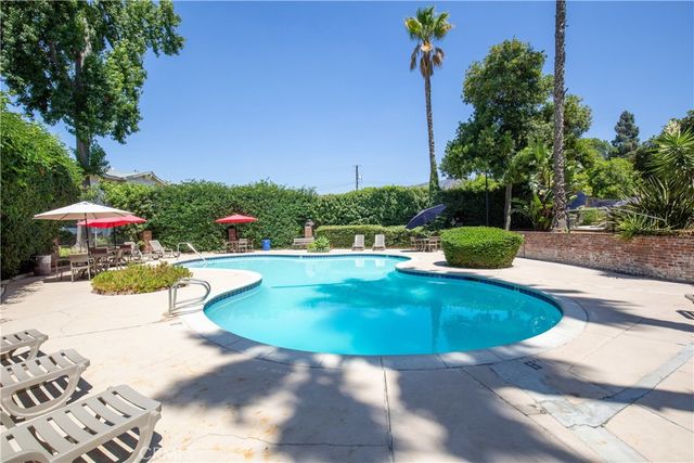 659 E Lee, Azusa, CA 91702