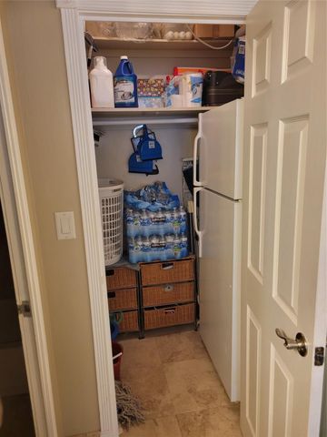 3233 NE 34th Street 322, Fort Lauderdale, FL 33308