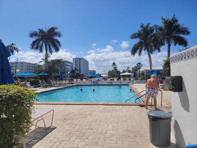 3233 NE 34th Street 322, Fort Lauderdale, FL 33308