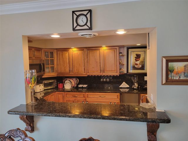 3233 NE 34th Street 322, Fort Lauderdale, FL 33308