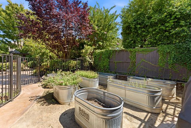 4602 Snowden Ct, Granite Bay, CA 95746