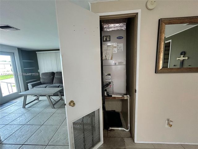 2341 SW 84th Ave, Davie, FL 33324